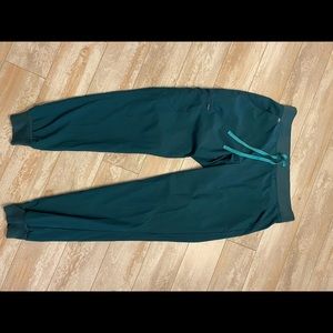 Figs Fionlite Caribbean Blue jogger bottoms size medium